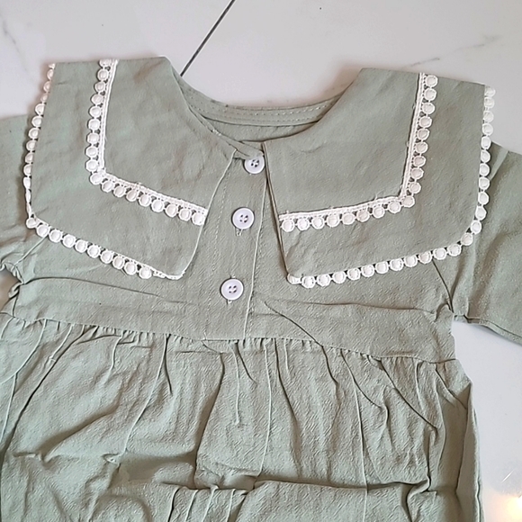 ⚡️BOGO 50% Off⚡️ Baby girl cute romper with bonnet - Picture 2 of 4